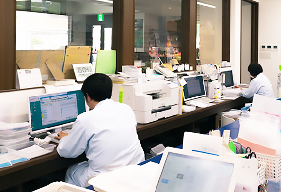 有限会社 大手町薬局　内観
